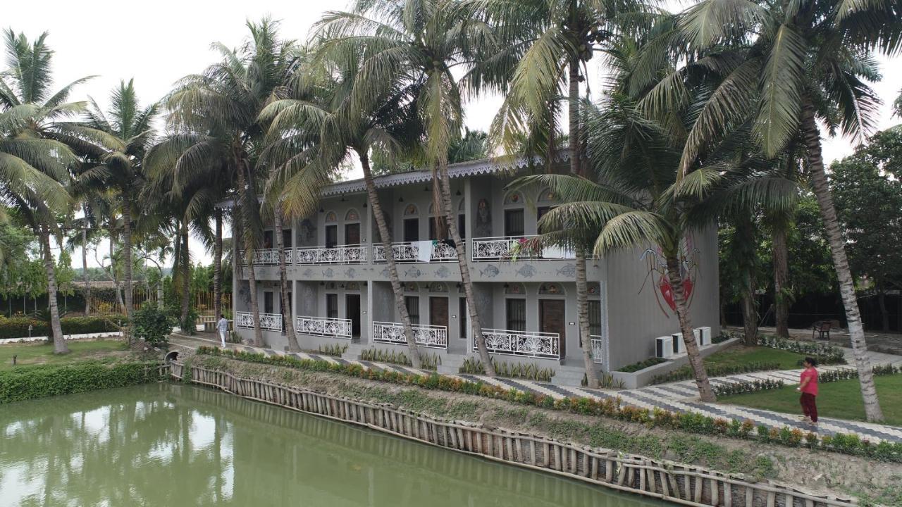 Breathing Earth - Rooms And Pool Calcutta Buitenkant foto